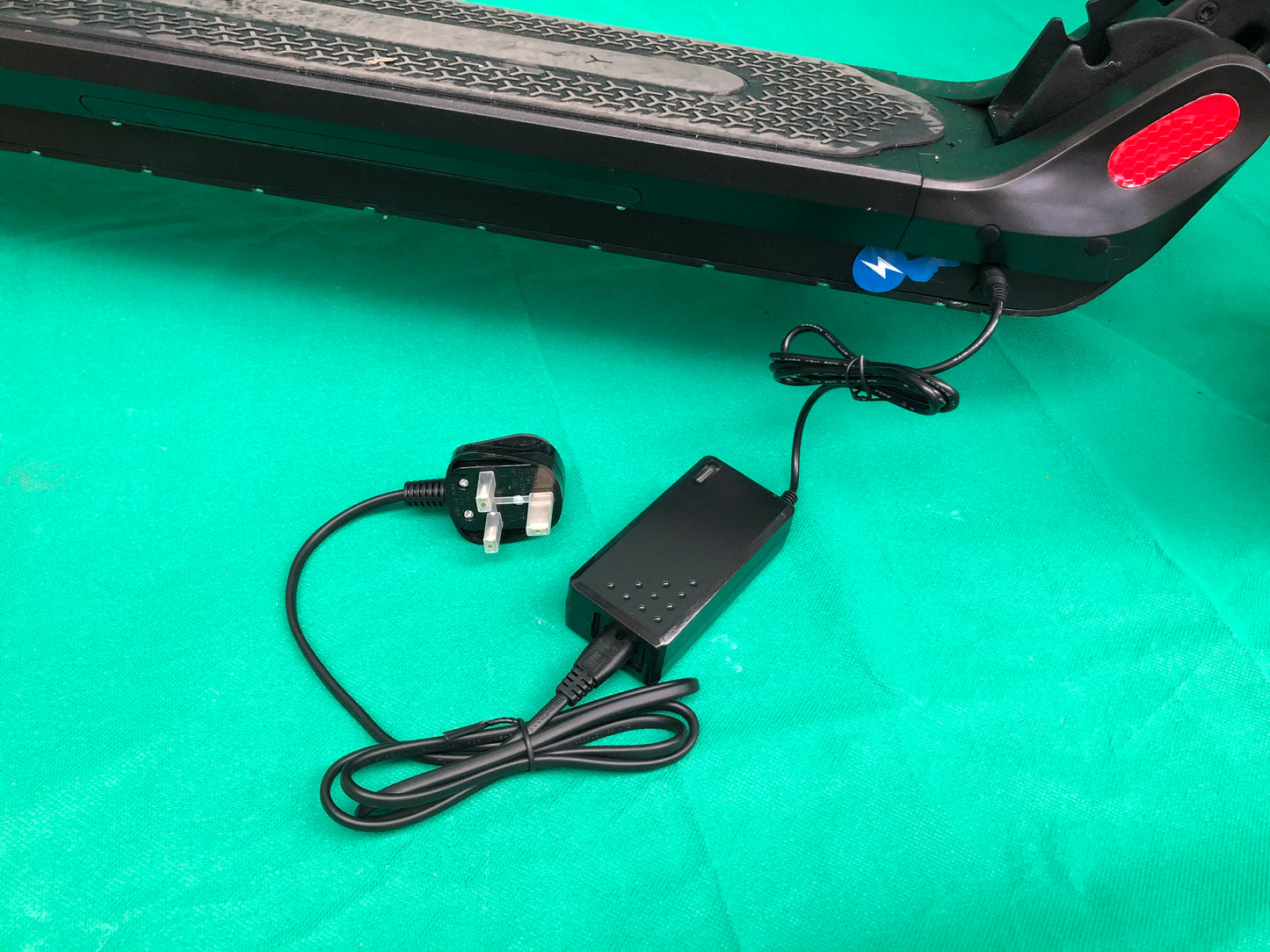 Electric Scooter Charger, 42V 2A Battery Charger, For Professional